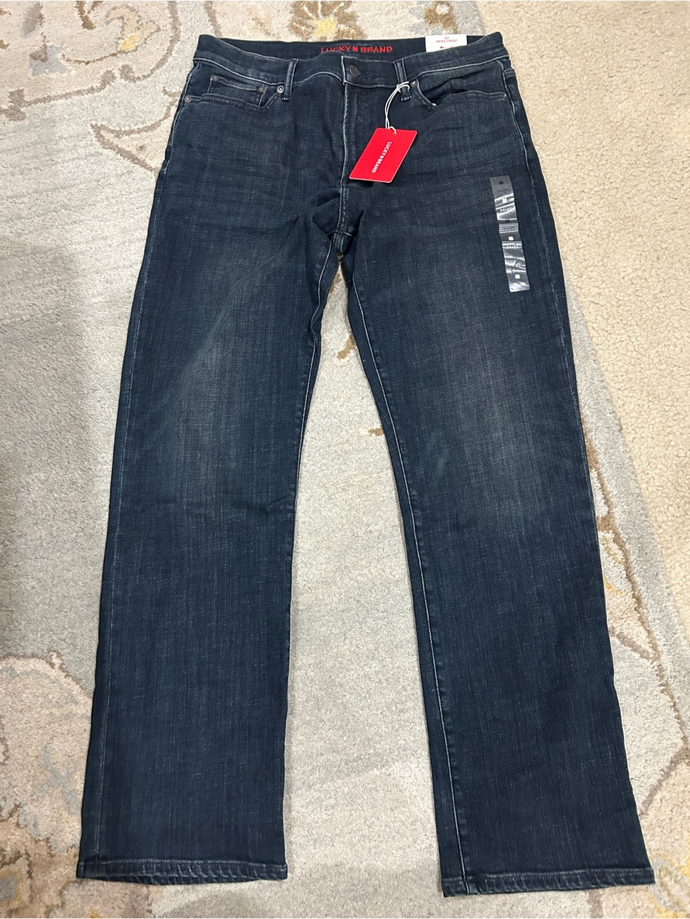 NWT Men’s Lucky Brand vintage Straight Leg Jean